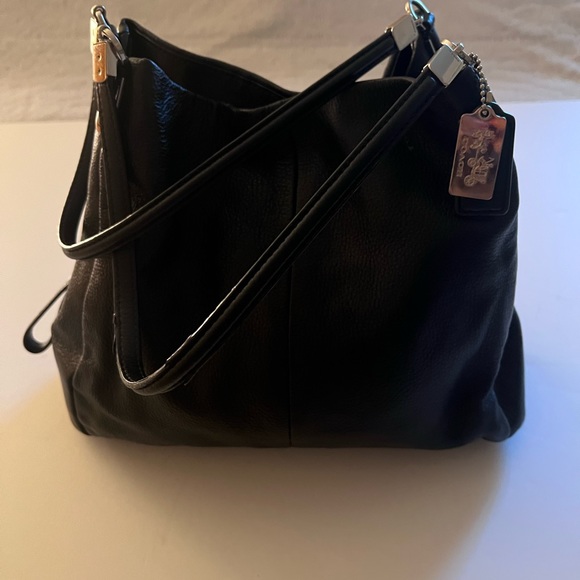*REDUCED Coach Large Leather 3 compartment Black Purse - Picture 3 of 14